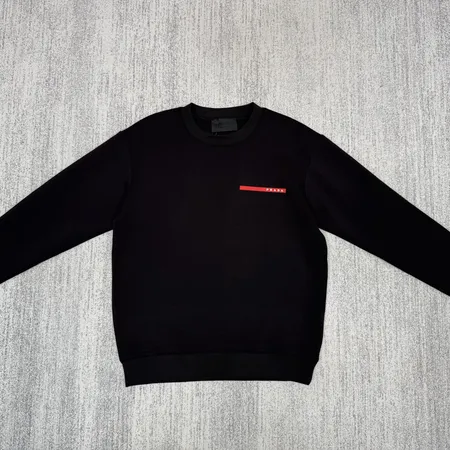 プラダ パーカー