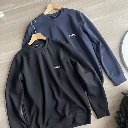 アルマーニ パーカー