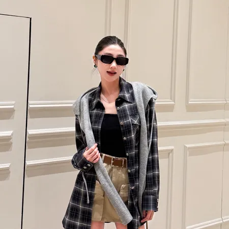 ミュウミュウ シャツ