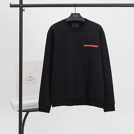 プラダ パーカー