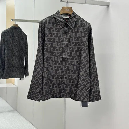 フェンディ シャツ