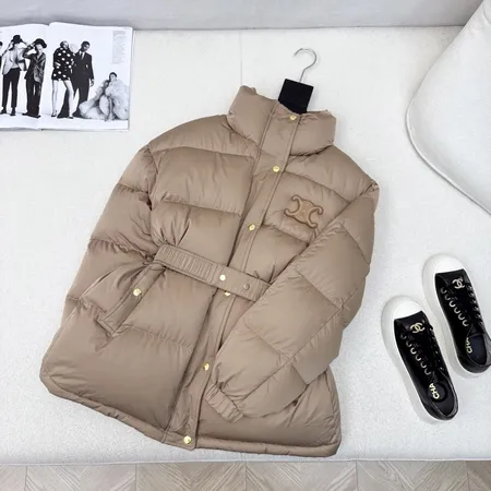 セリーヌ ダウンジャケット