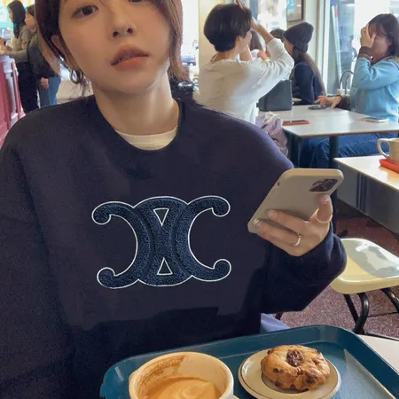 セリーヌ パーカー