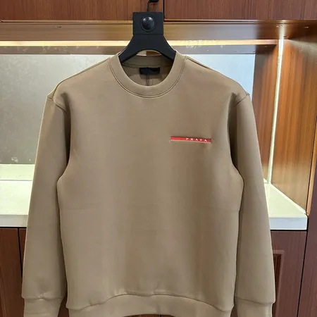 プラダ パーカー