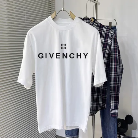 ジバンシィ Tシャツ