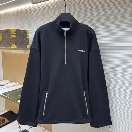 ミュウミュウ パーカー