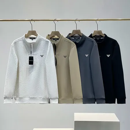 アルマーニ パーカー