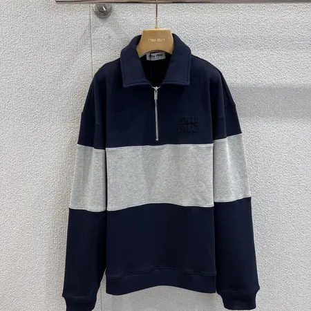 ミュウミュウ パーカー