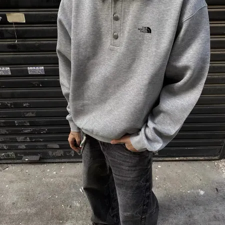 ノースフェイス パーカー