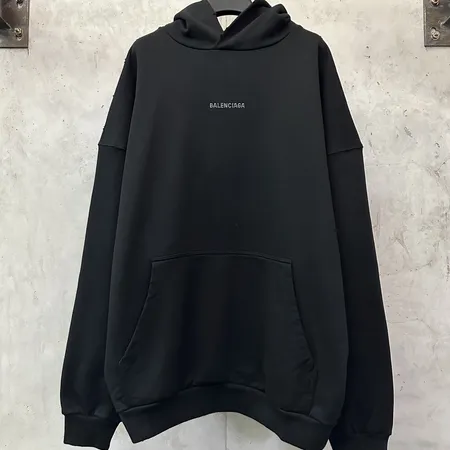 バレンシアガ パーカー