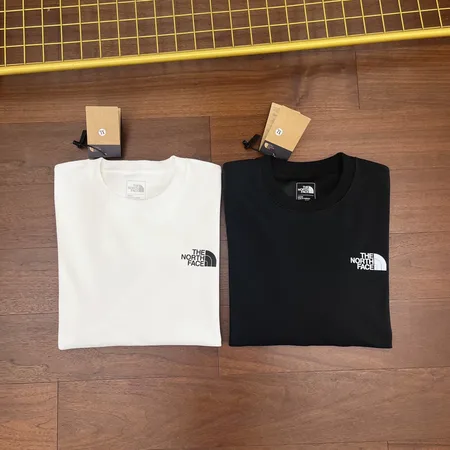 ノースフェイス パーカー