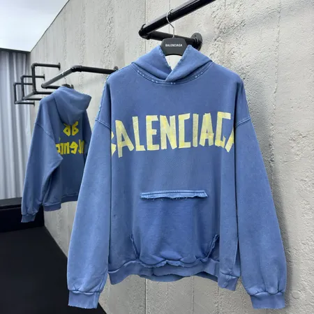 バレンシアガ パーカー