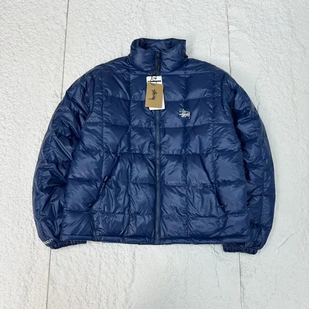 ステューシー ダウンジャケット