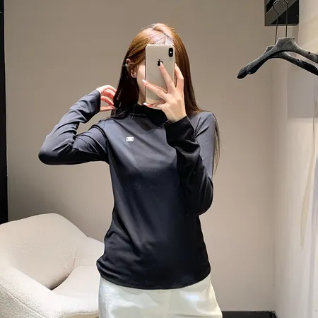 セリーヌ Tシャツ