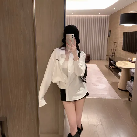 ミュウミュウ シャツ