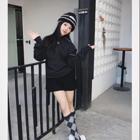 アディダス パーカー