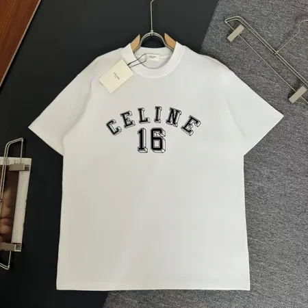セリーヌ Tシャツ