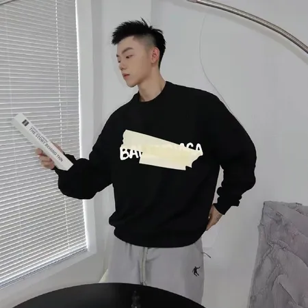 バレンシアガ パーカー