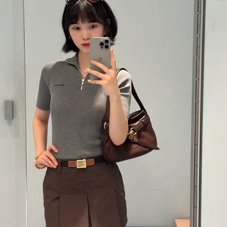 ミュウミュウ Tシャツ