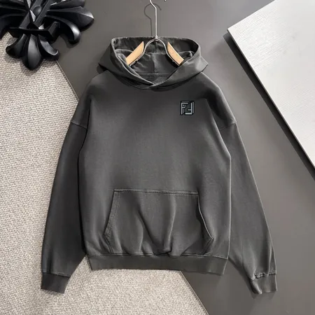 フェンディ パーカー