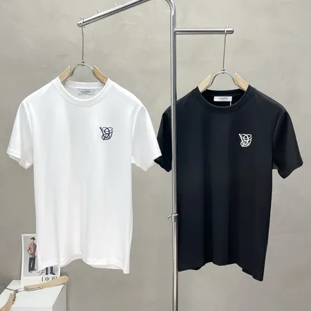 ヴァレンティノ Tシャツ