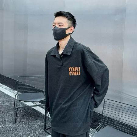 ミュウミュウ パーカー