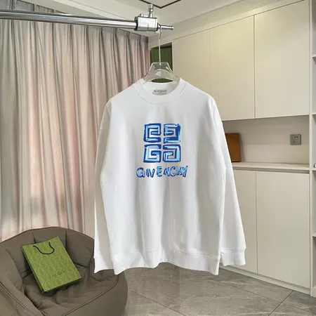 ジバンシィ パーカー