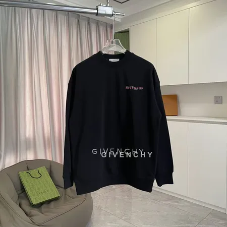 ジバンシィ パーカー