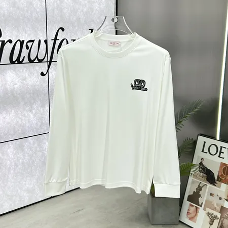 ヴァレンティノ Tシャツ