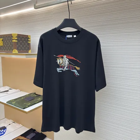バーバリー ス Tシャツ