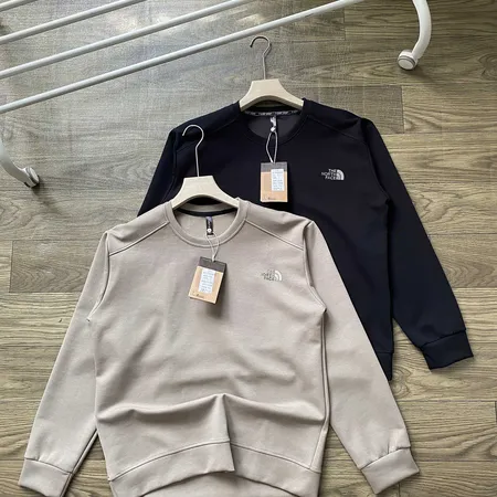 ノースフェイス パーカー