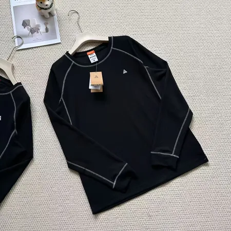 ナイキ パーカー