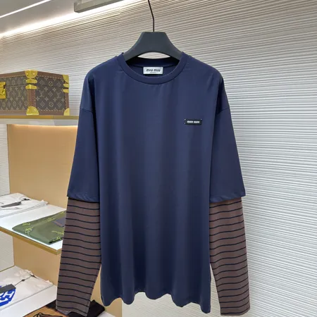 ミュウミュウ Tシャツ