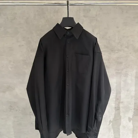 バレンシアガ シャツ