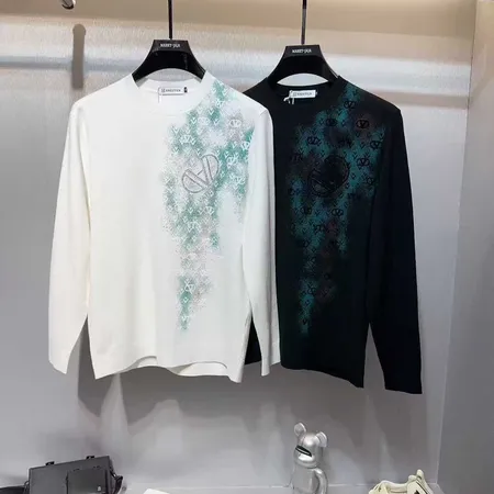 ヴァレンティノ パーカー