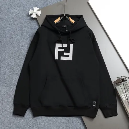 フェンディ パーカー