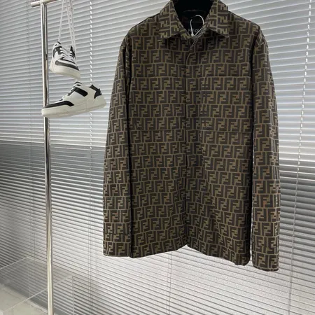 フェンディ シャツ