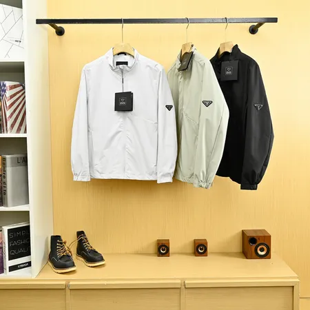 プラダ ジャケット
