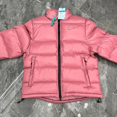 ナイキ ダウンジャケット