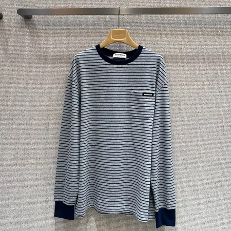 ミュウミュウ Tシャツ