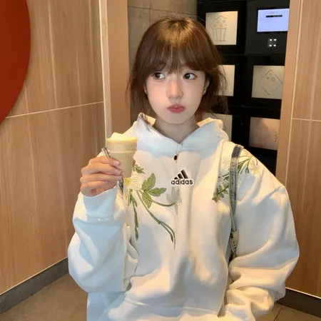 アディダス パーカー