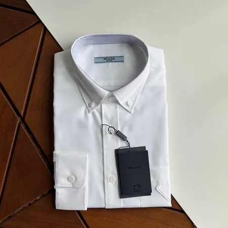 プラダ シャツ