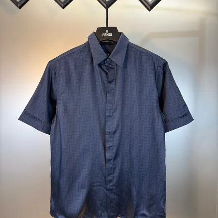 フェンディ シャツ
