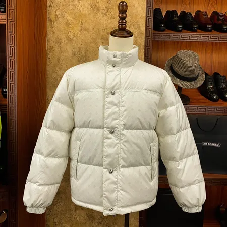 クロムハーツ ダウンジャケット