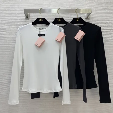 ミュウミュウ Tシャツ