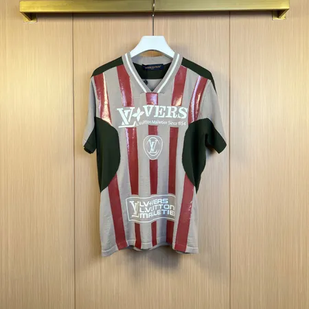 ルイヴィトン Tシャツ