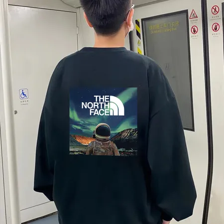 ノースフェイス パーカー