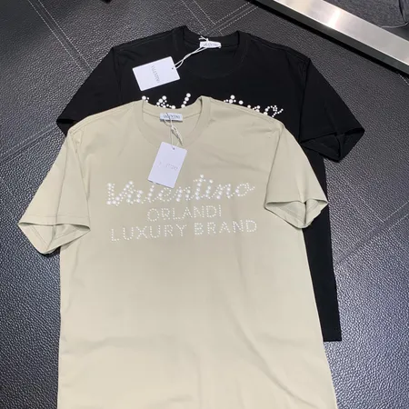 ヴァレンティノ Tシャツ