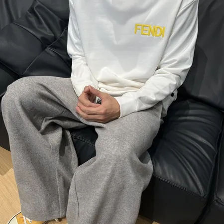 フェンディ パーカー