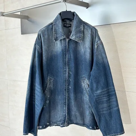 バレンシアガ ジャケット